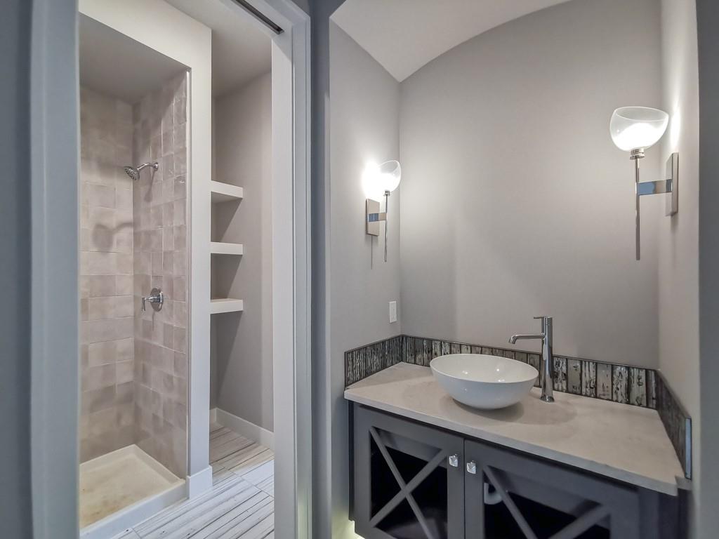 21506 W 45th Terrace