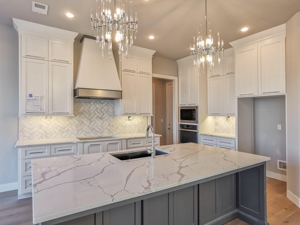 21506 W 45th Terrace