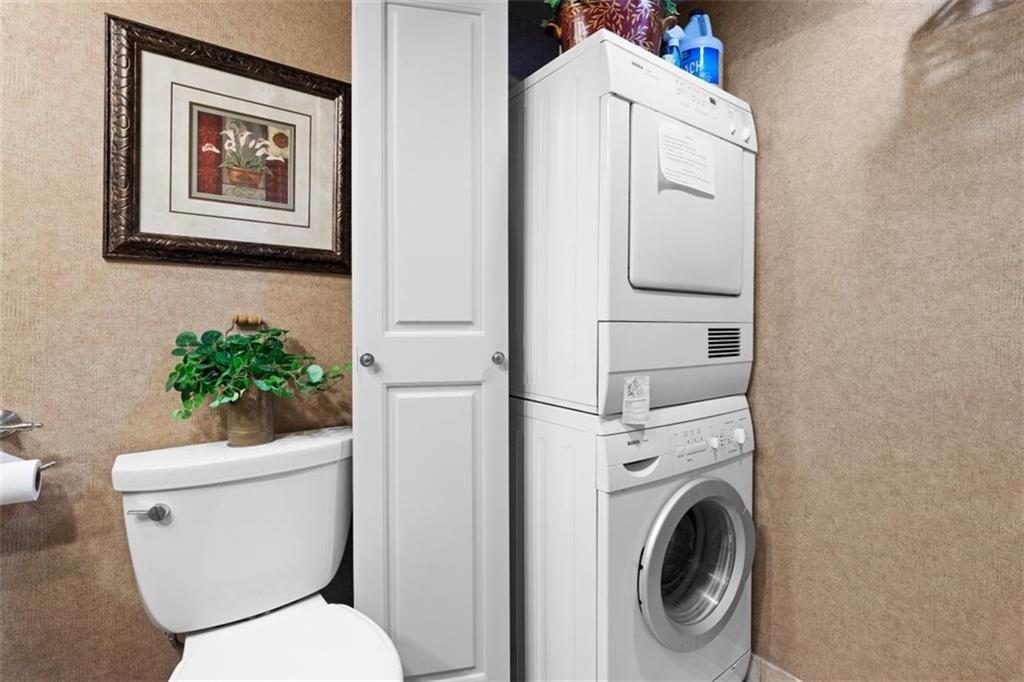 2525 Main Street Unit: 301