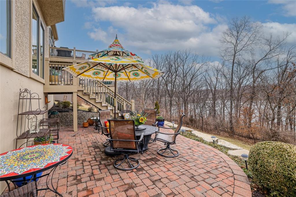 6315 Edgewater Drive