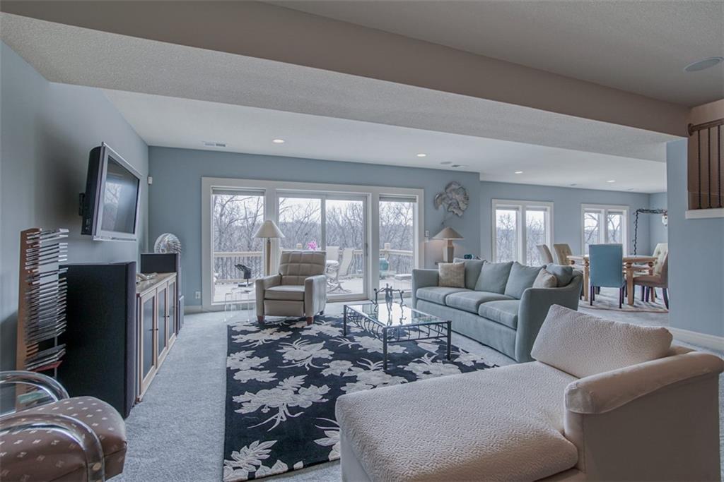 6315 Edgewater Drive