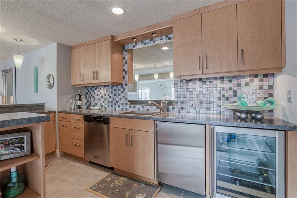 6315 Edgewater Drive