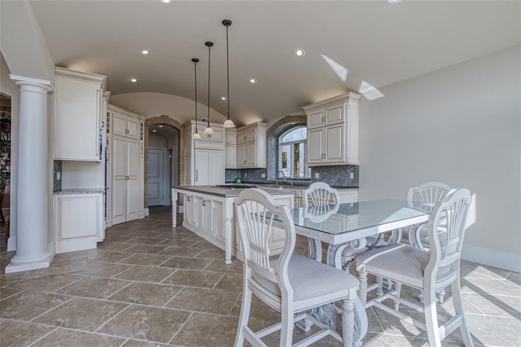 6315 Edgewater Drive