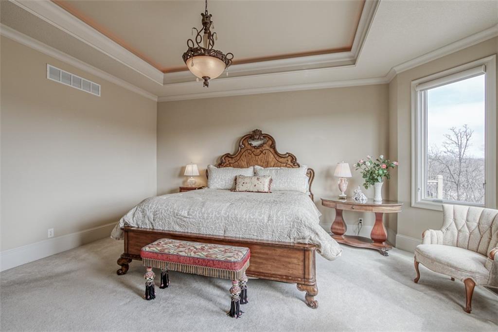 6315 Edgewater Drive