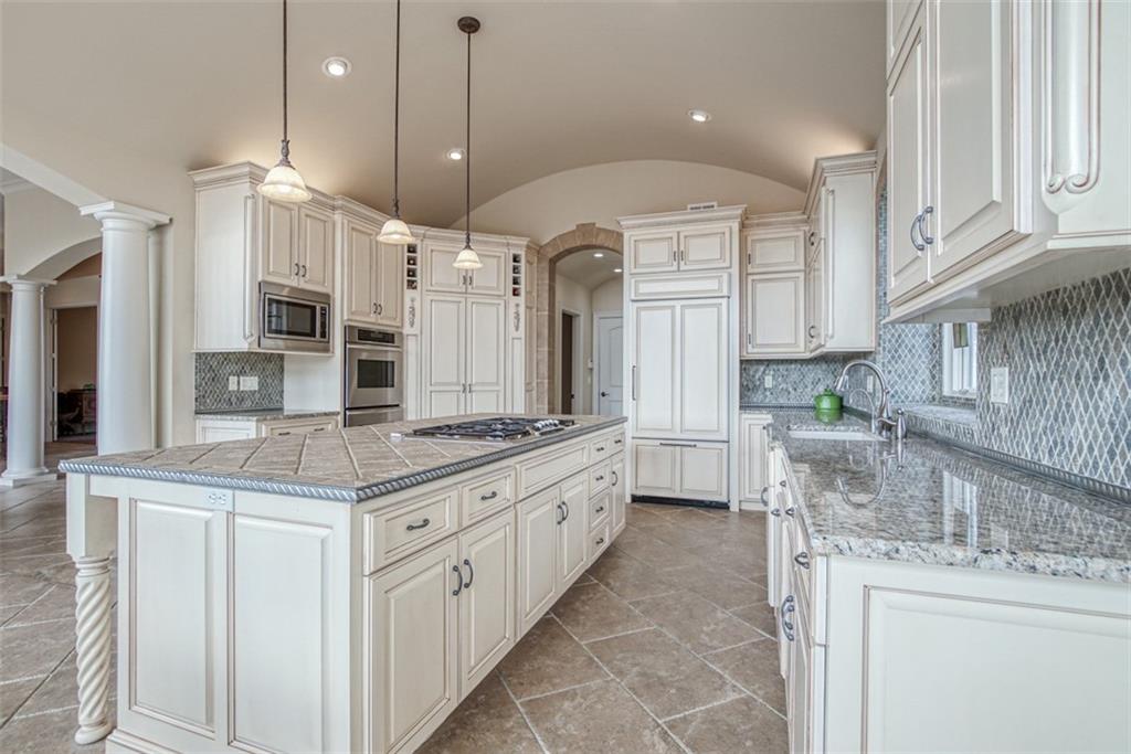 6315 Edgewater Drive