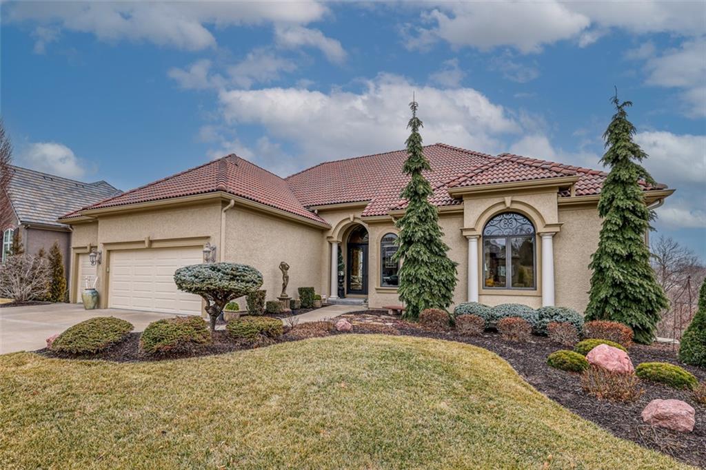 6315 Edgewater Drive