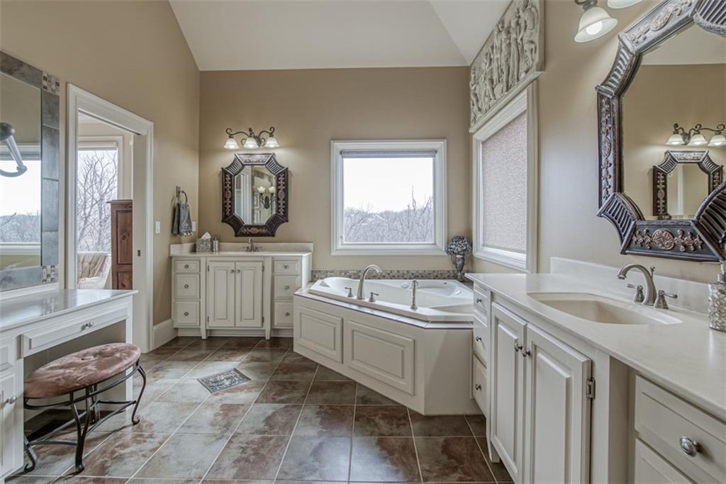 6315 Edgewater Drive