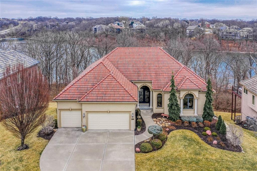 6315 Edgewater Drive