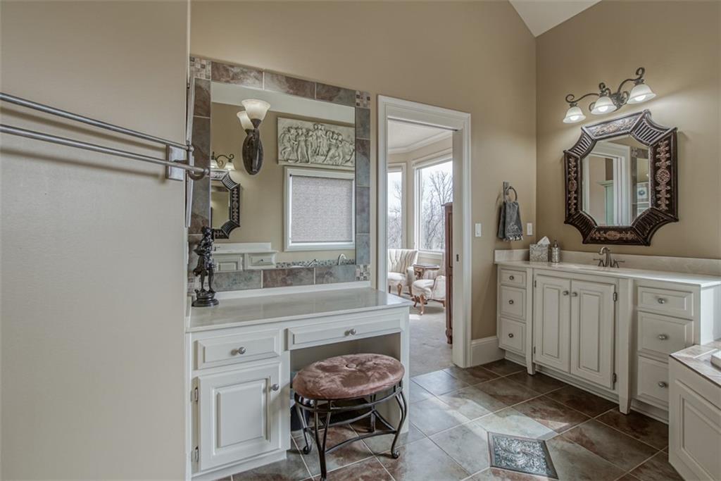 6315 Edgewater Drive