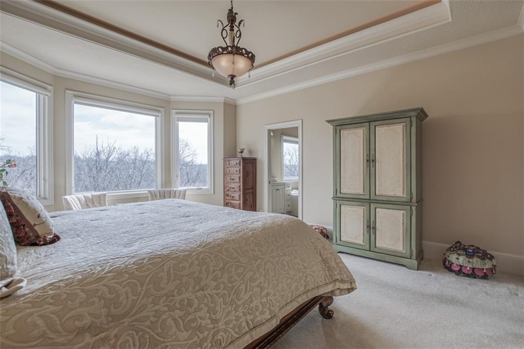 6315 Edgewater Drive