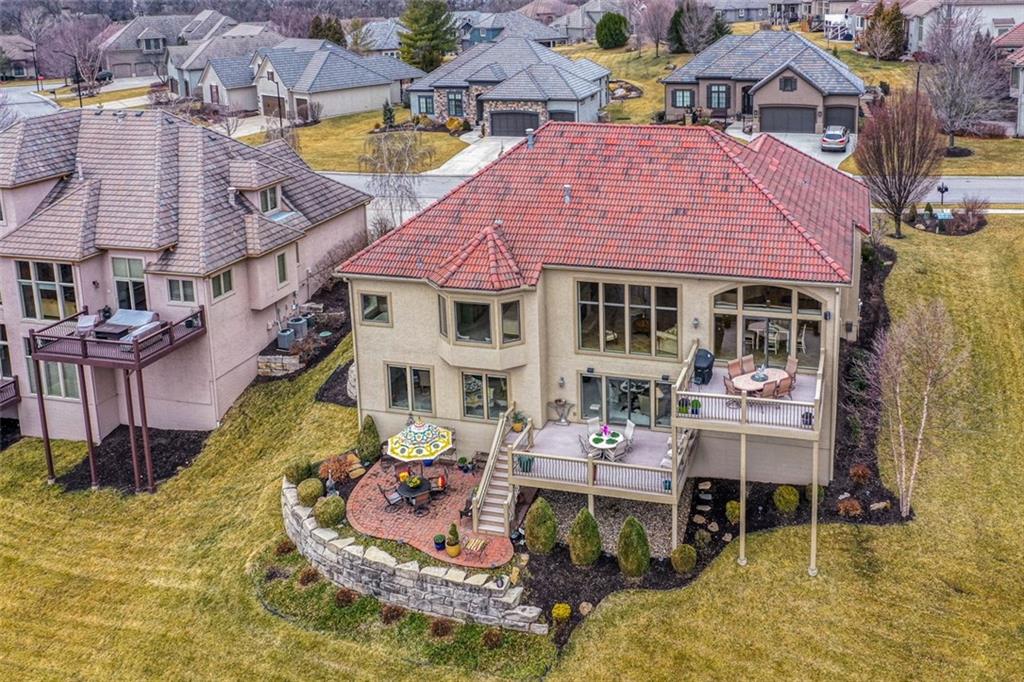 6315 Edgewater Drive