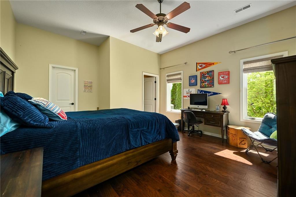 7235 N National Drive