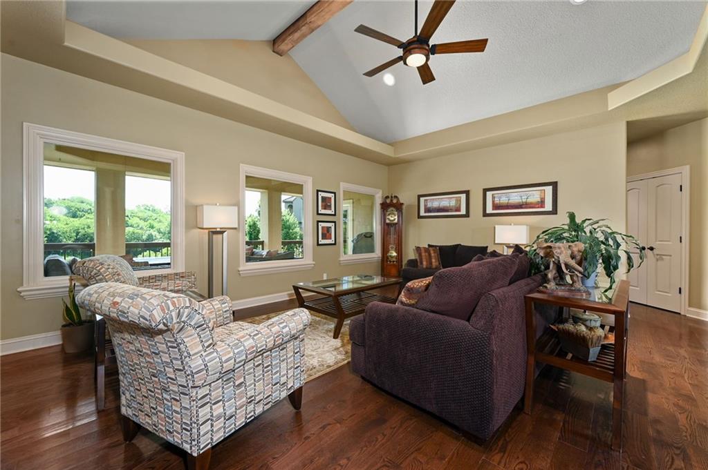 7235 N National Drive