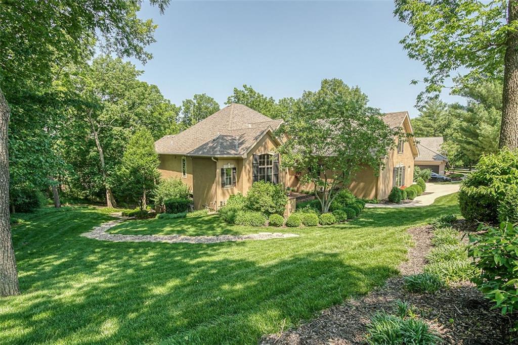 4406 N Mulberry Drive