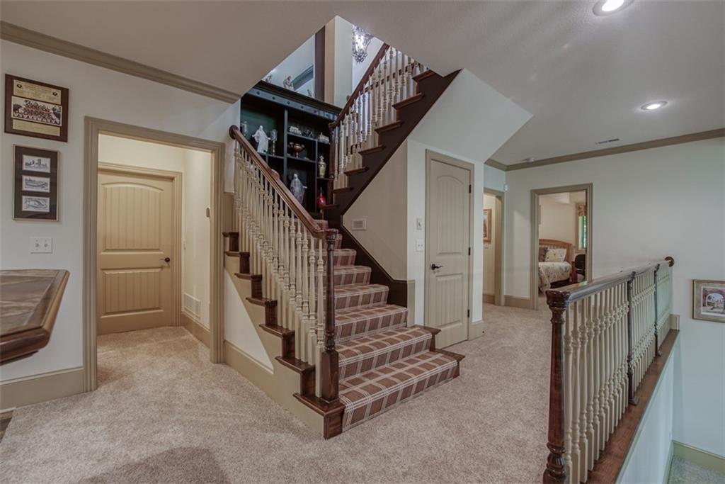 4406 N Mulberry Drive