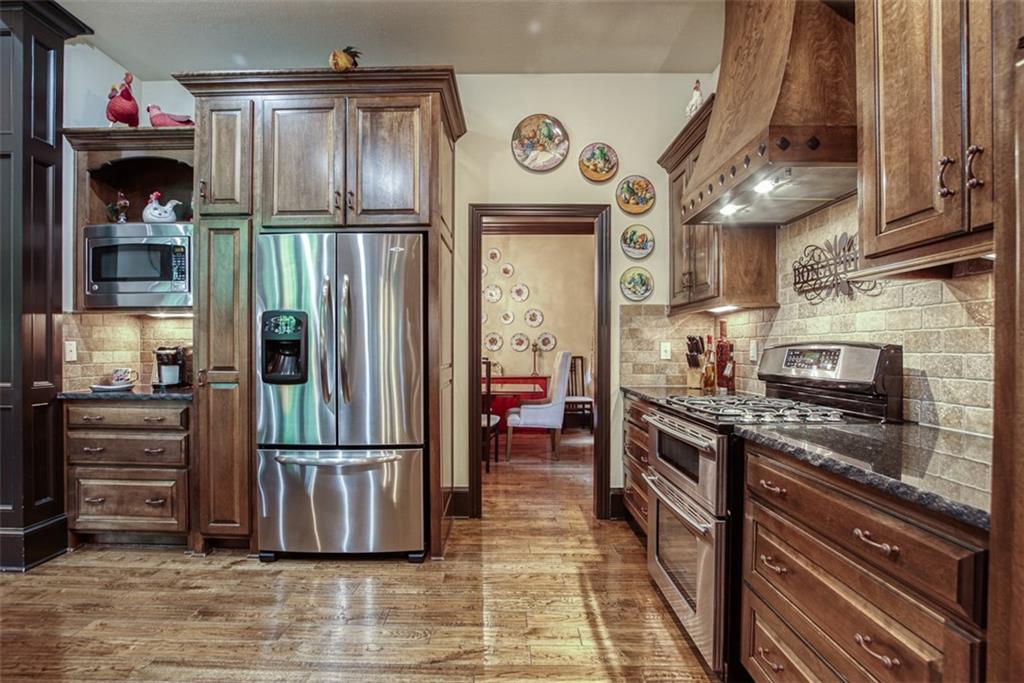 4406 N Mulberry Drive