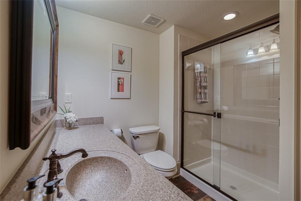 4406 N Mulberry Drive