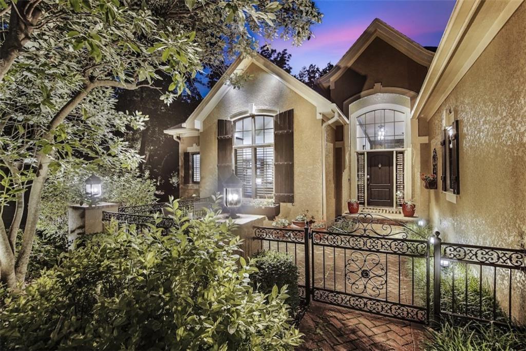 4406 N Mulberry Drive