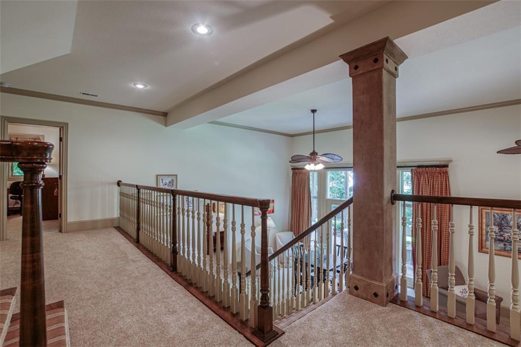 4406 N Mulberry Drive