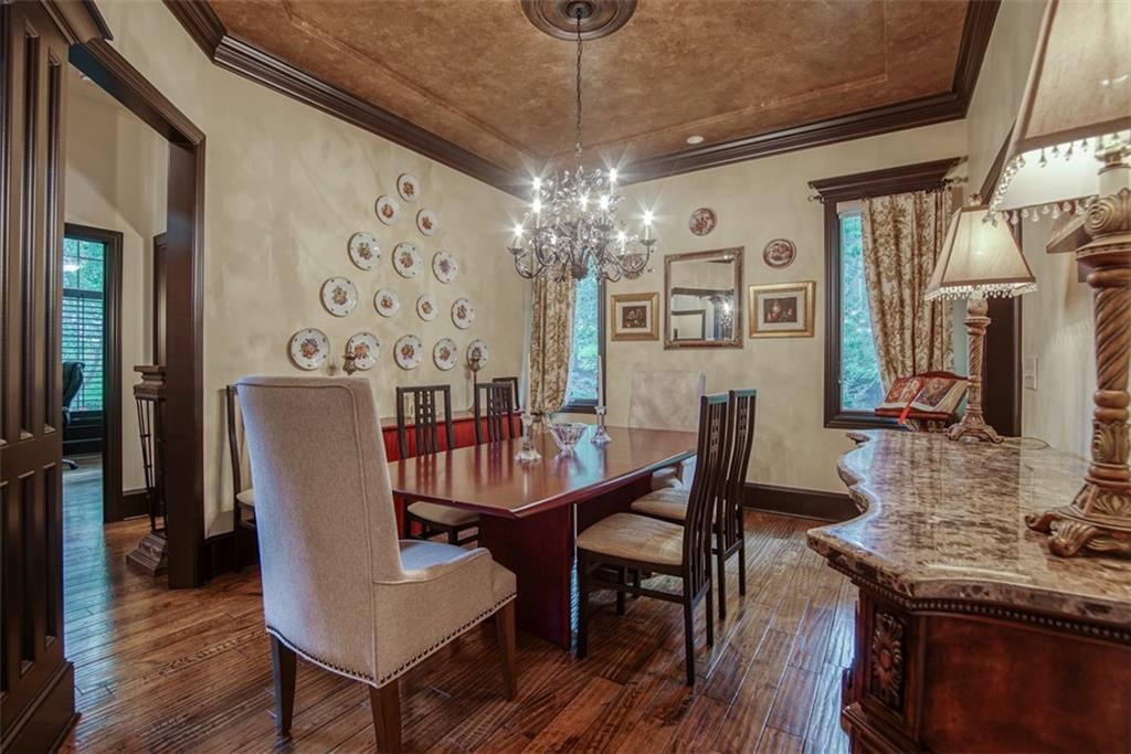 4406 N Mulberry Drive