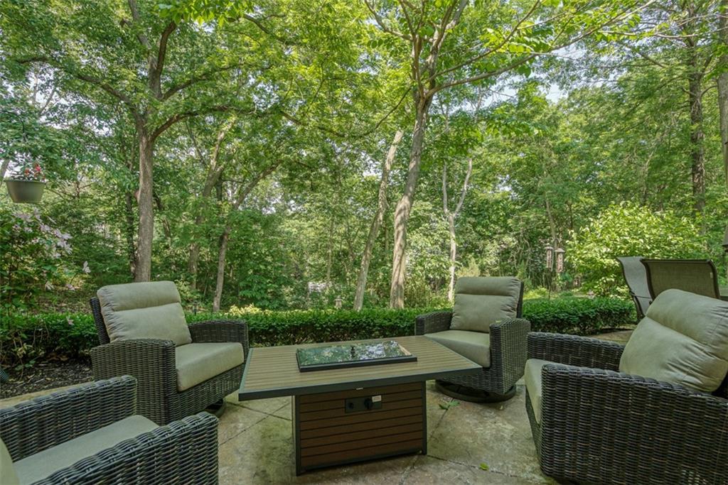 4406 N Mulberry Drive