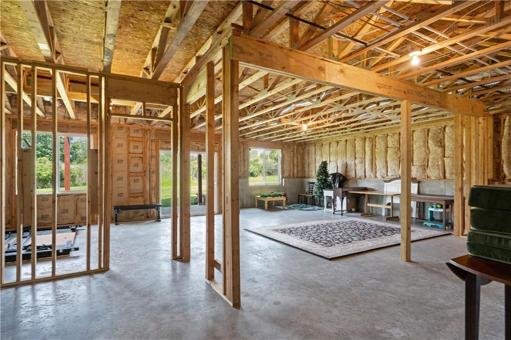 9702 N Smalley Avenue