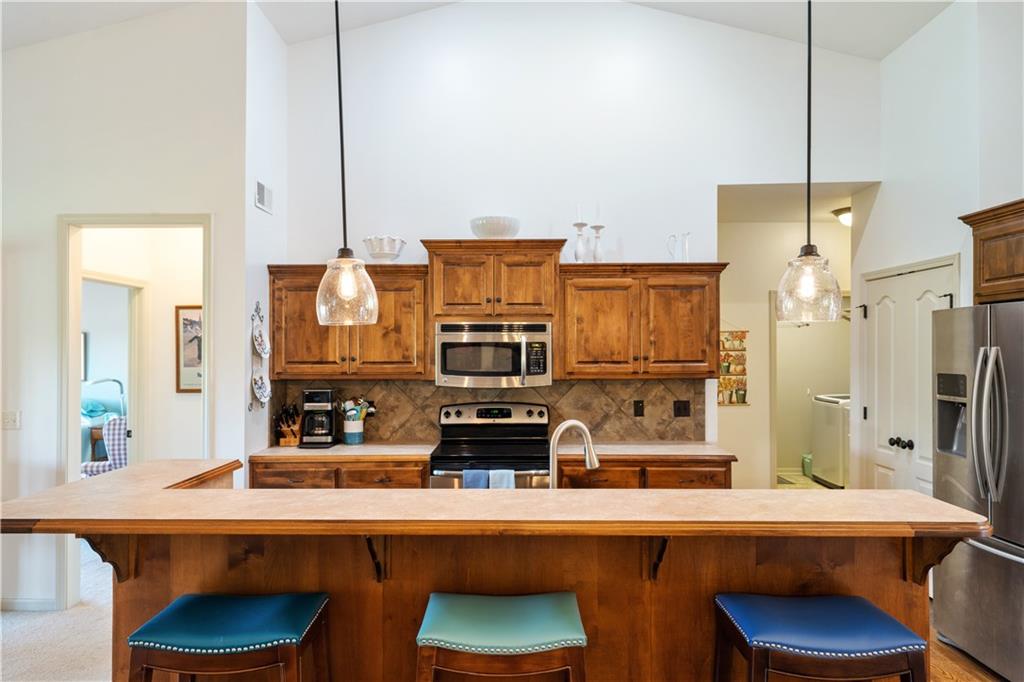 9702 N Smalley Avenue