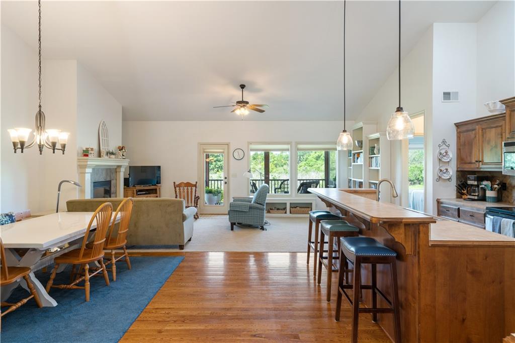 9702 N Smalley Avenue