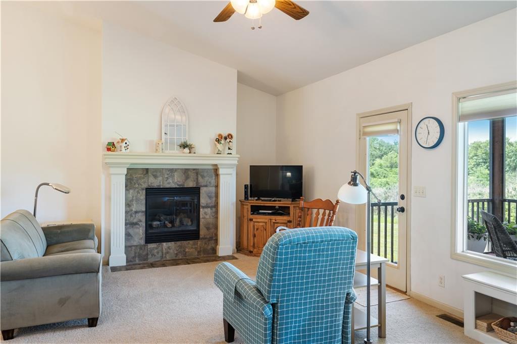 9702 N Smalley Avenue