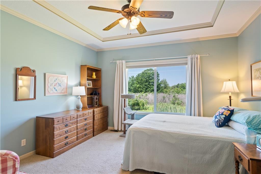 9702 N Smalley Avenue