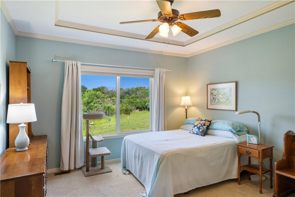 9702 N Smalley Avenue