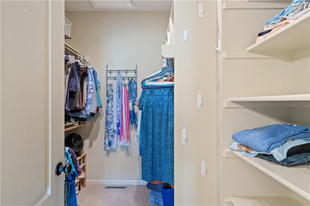 9702 N Smalley Avenue