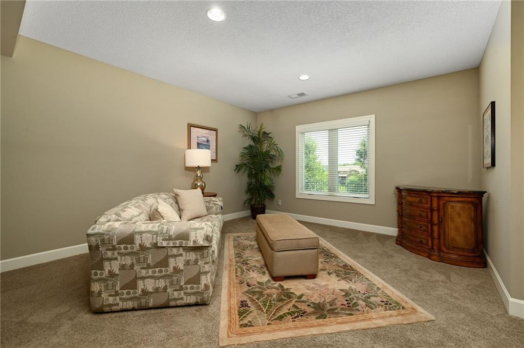 5865 S National Drive