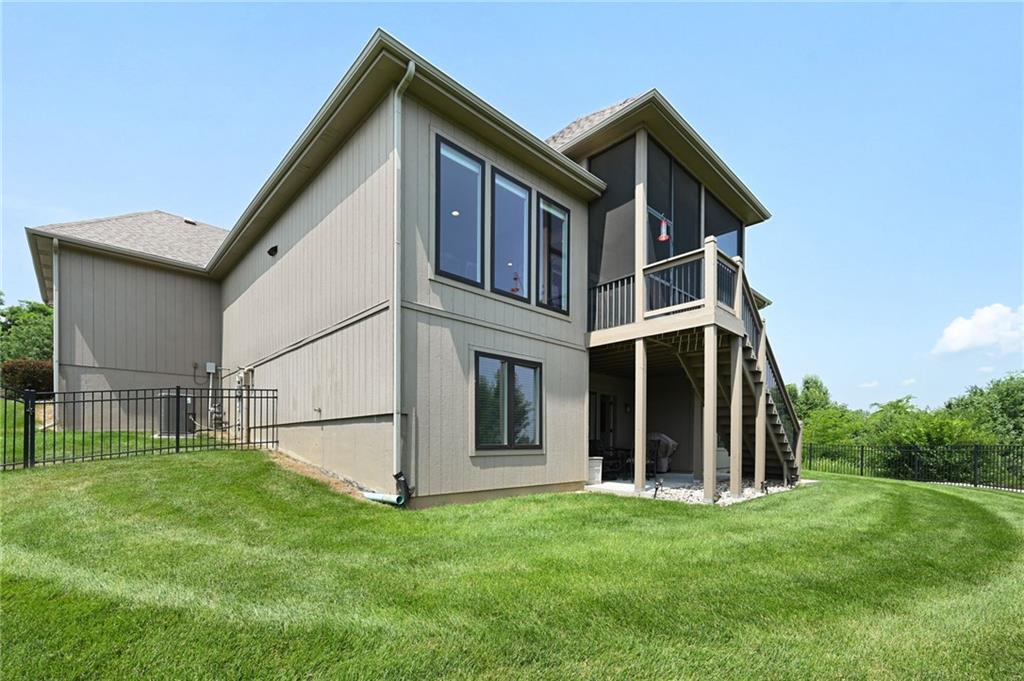 5865 S National Drive