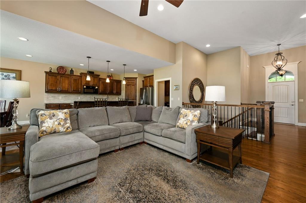 5865 S National Drive