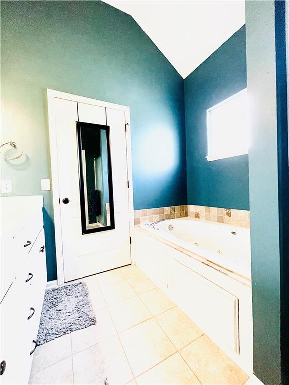 8514 NE 102nd Terrace