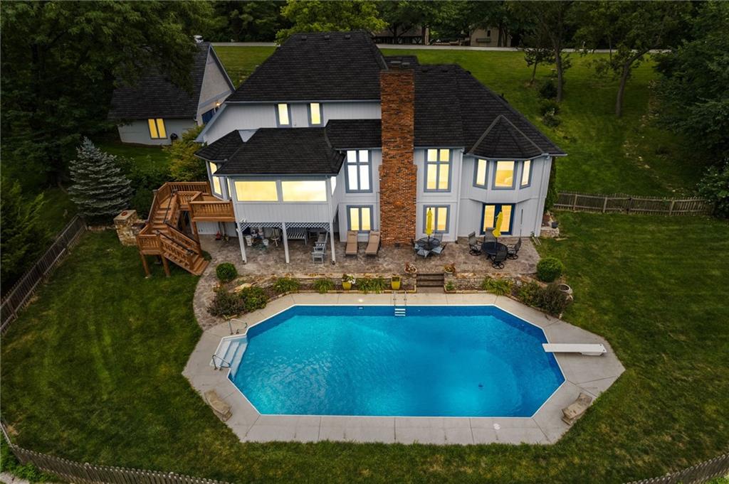 7106 Whispering Woods Drive