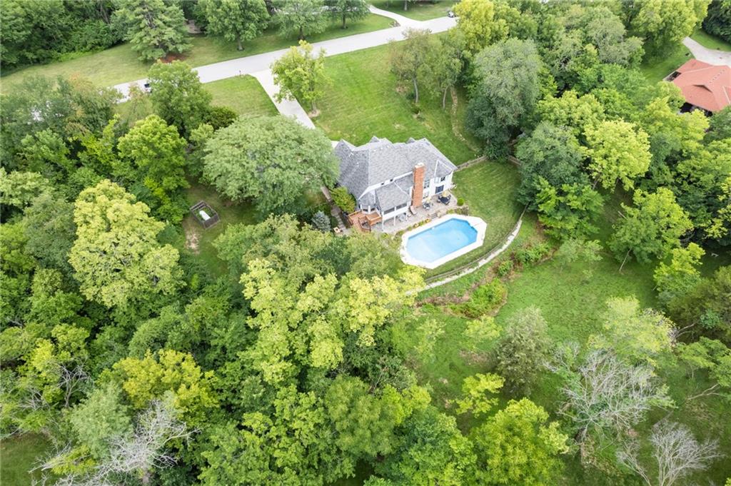 7106 Whispering Woods Drive