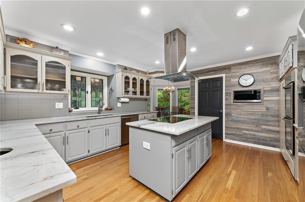 7106 Whispering Woods Drive