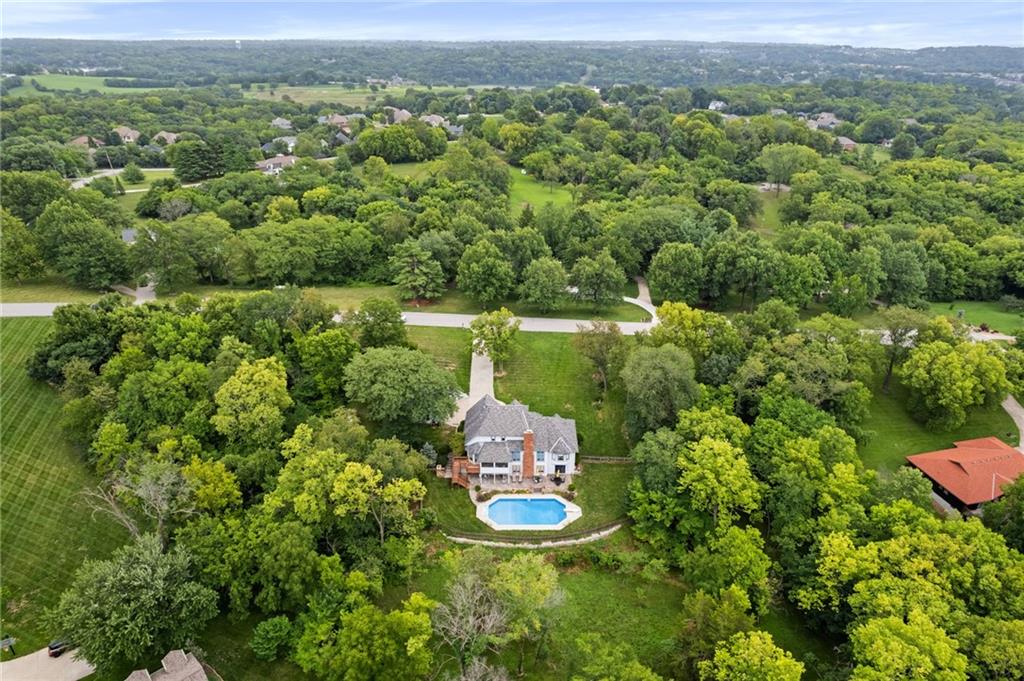 7106 Whispering Woods Drive