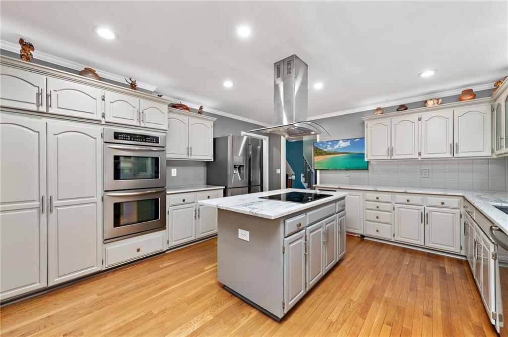 7106 Whispering Woods Drive