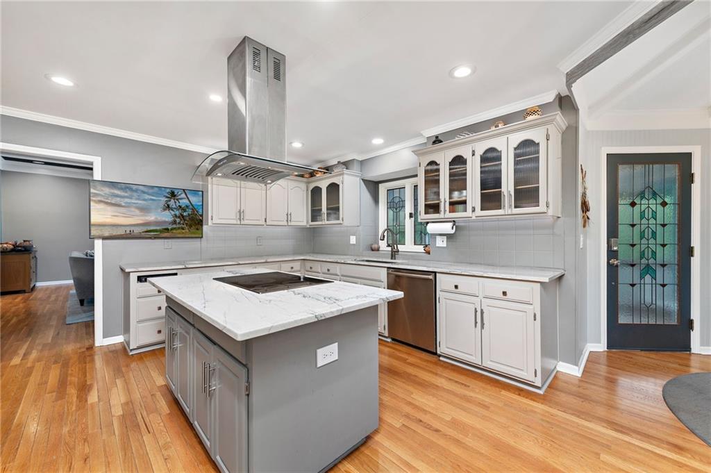 7106 Whispering Woods Drive