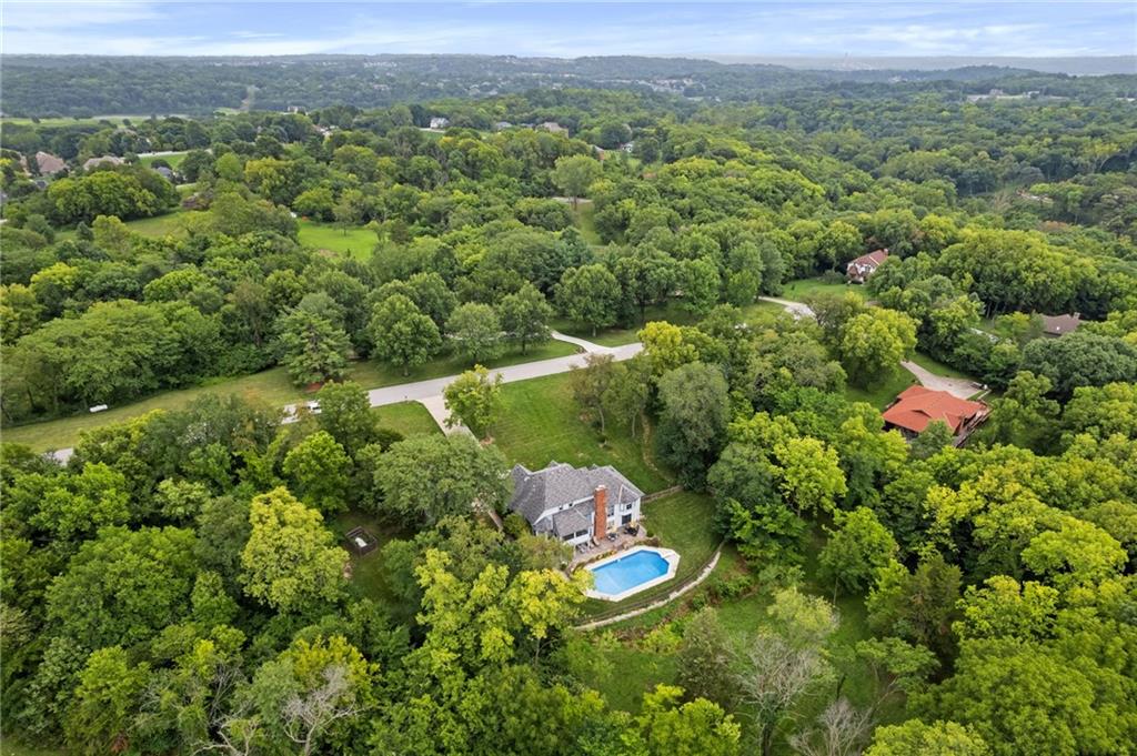 7106 Whispering Woods Drive