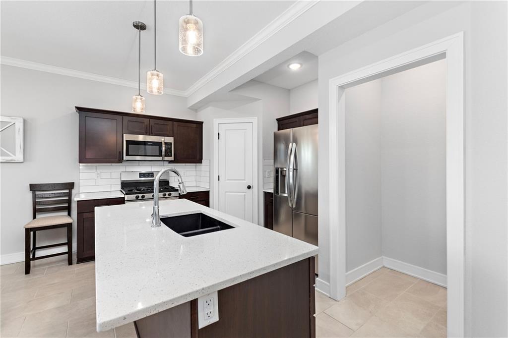 7385 Aaron Street Unit: 19 D