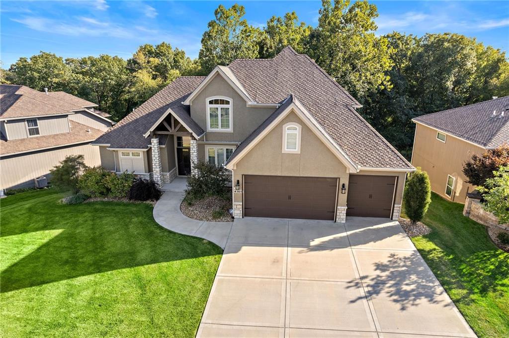 4505 NW Montebella Drive