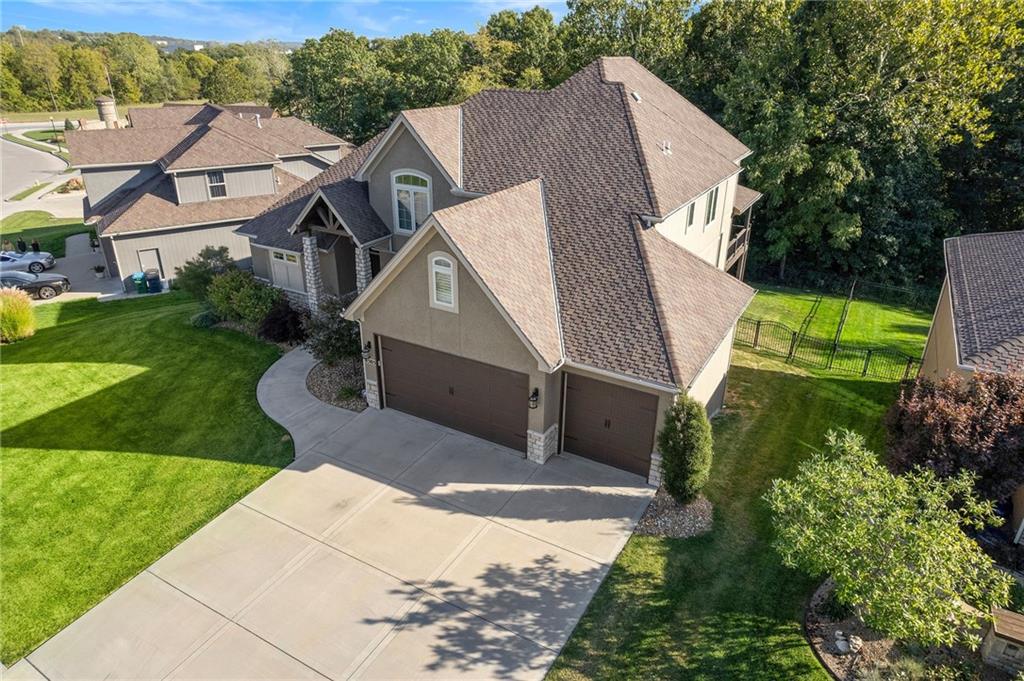 4505 NW Montebella Drive