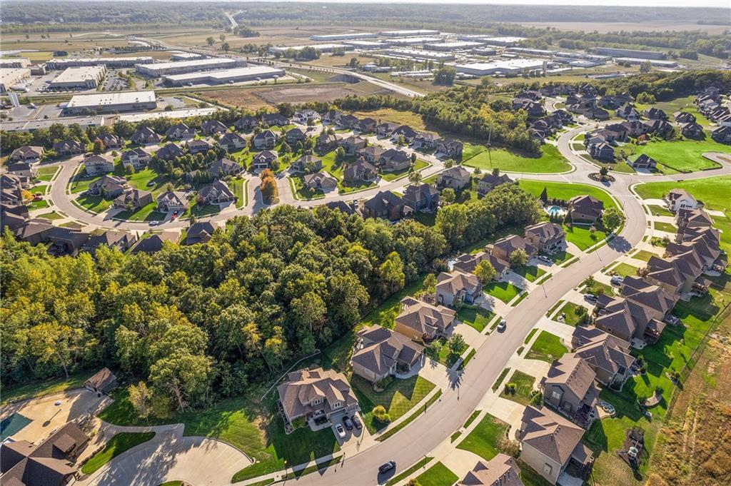 4505 NW Montebella Drive