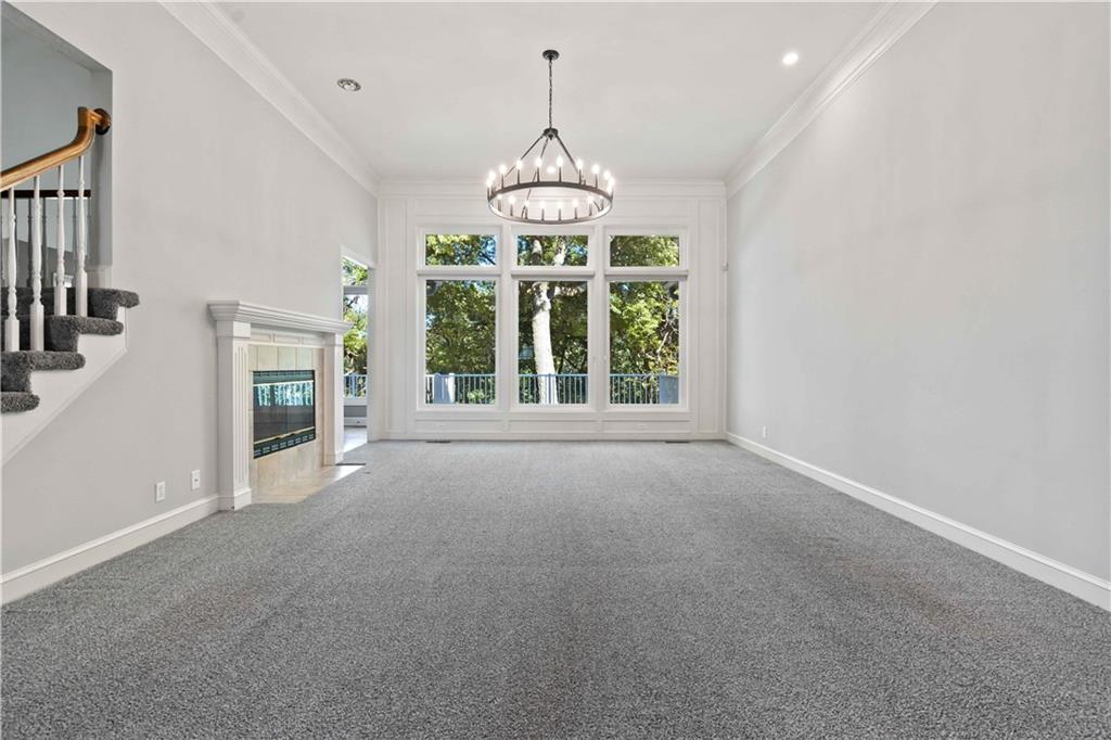 8508 NW Lakeview Drive