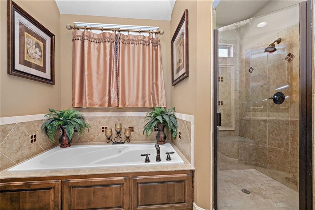 10238 N Kansas Avenue