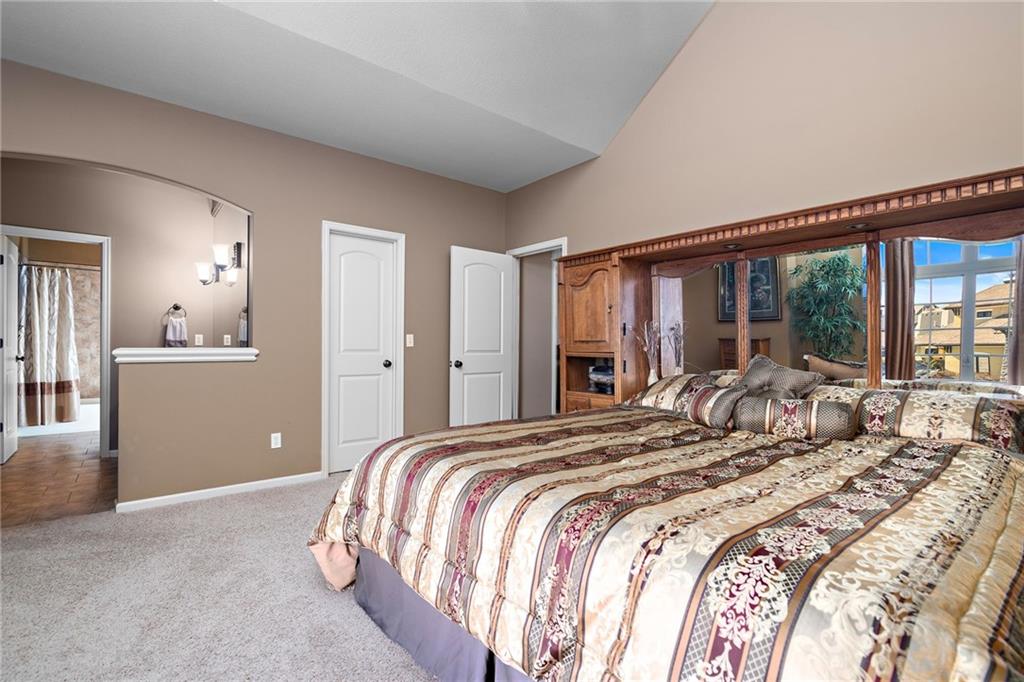 10238 N Kansas Avenue